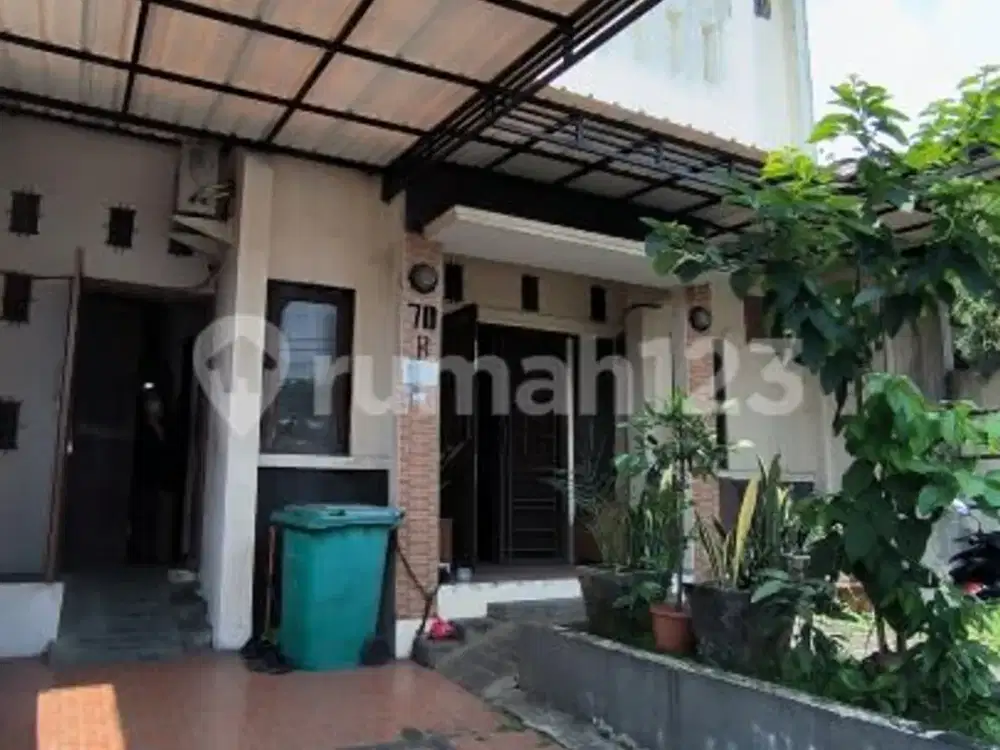 Rumah Cirendeu Dekat Uin