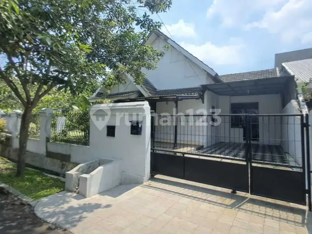 Dijual Rumah dengan Tanah Yg Luas