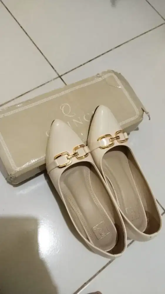 Sepatu quince terbaru official