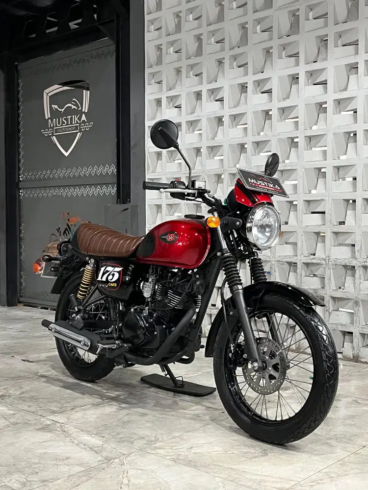 Warna Segerr‼️W175 Cafe 2019. KM 22rb. DANNY Mustika Sulfat