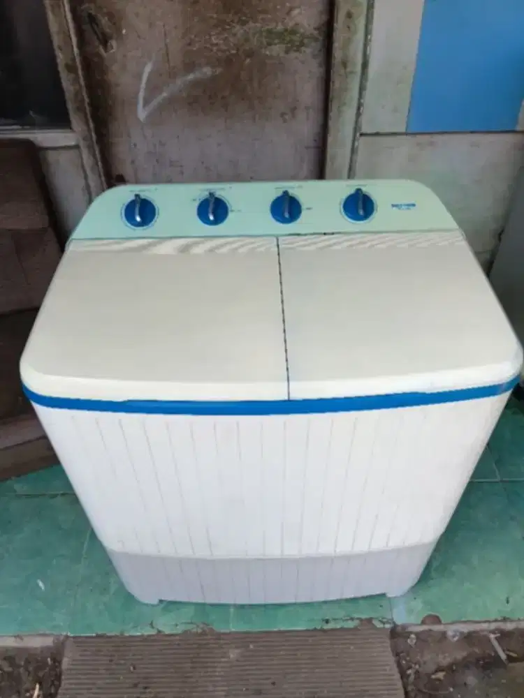MESIN CUCI MERK POLYTRON 9 KG