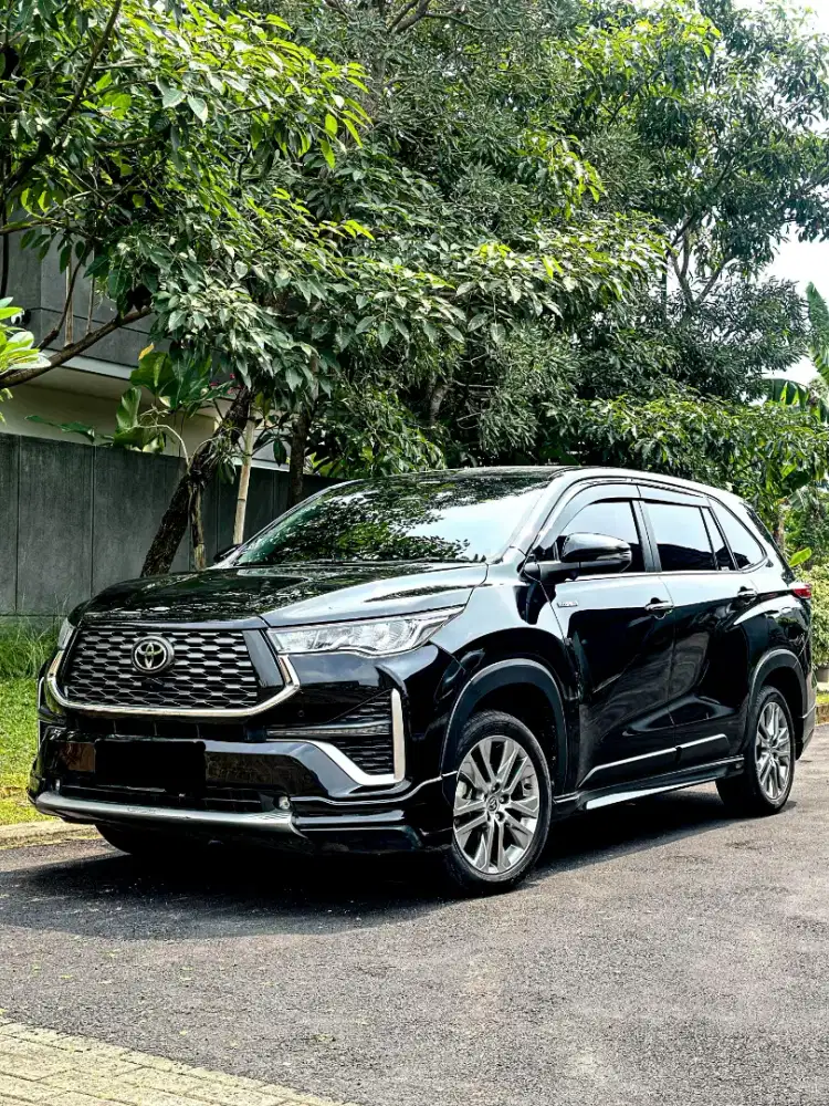 Toyota Innova Zenix Q HV Modelista CVT 2023 Zenix Q Hybrid Modelista