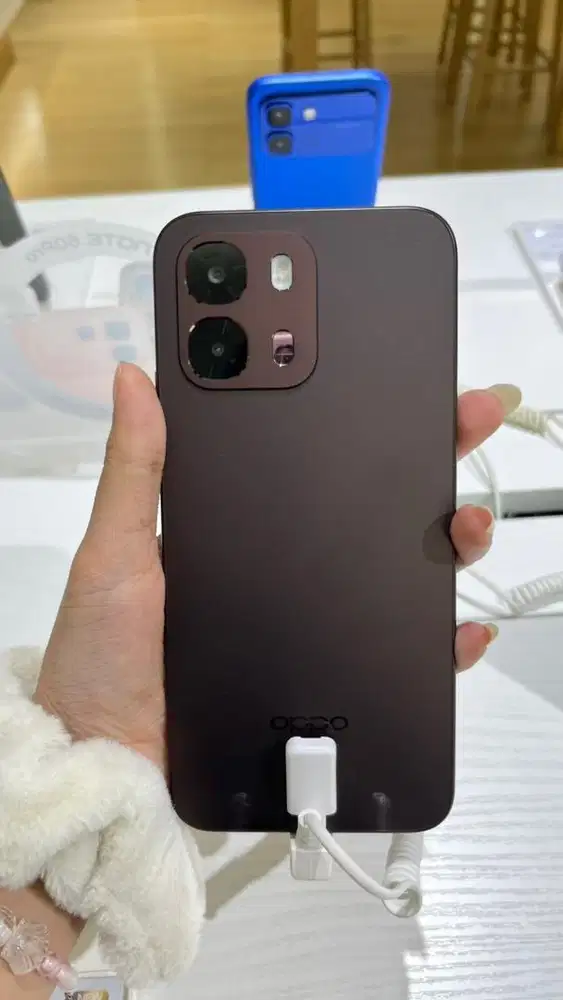 Oppo A6s 8+128 gb