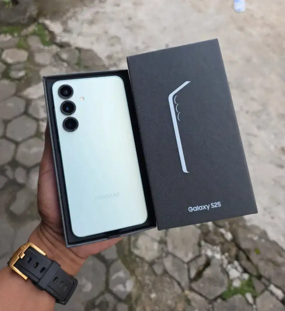 Samsung S25 12/512GB Garansi resmi sein