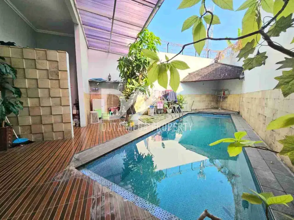 Dijual Cepat BU Rumah Cantik Private Pool di Graha Raya