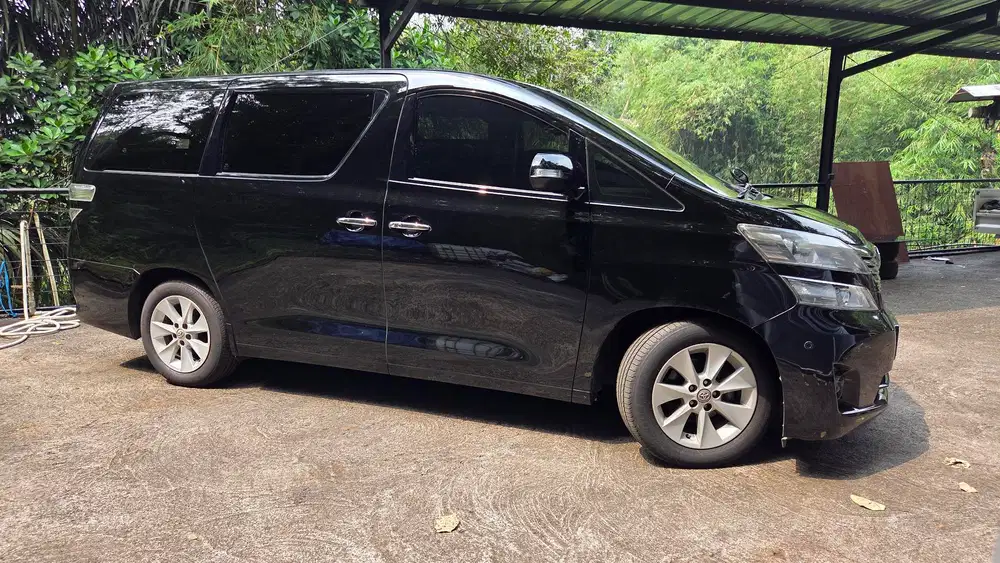 Toyota Vellfire 2010 Bensin