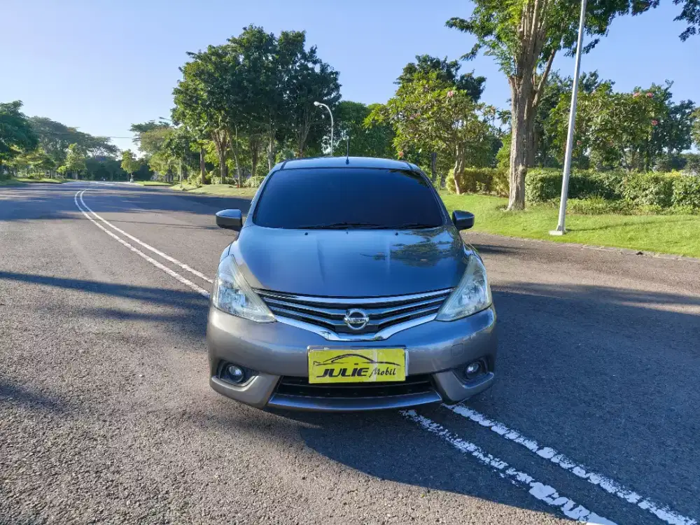 NISSAN GRAND LIVINA XV TAHUN 2014 

TRANSMISI AUTOMATIC
PMK 2015
ABU2