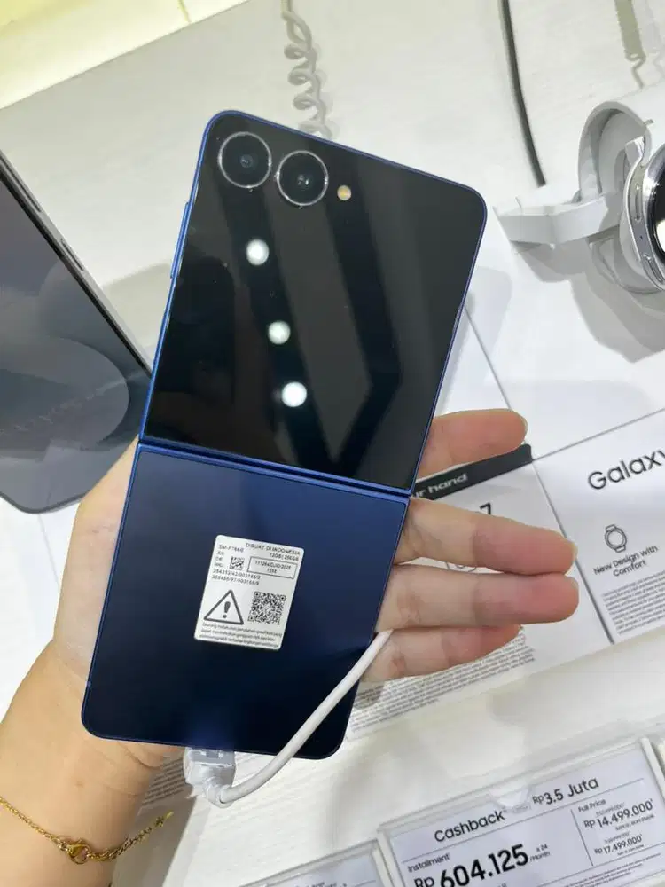 SAMSUNG GALAXY Z FLIP7