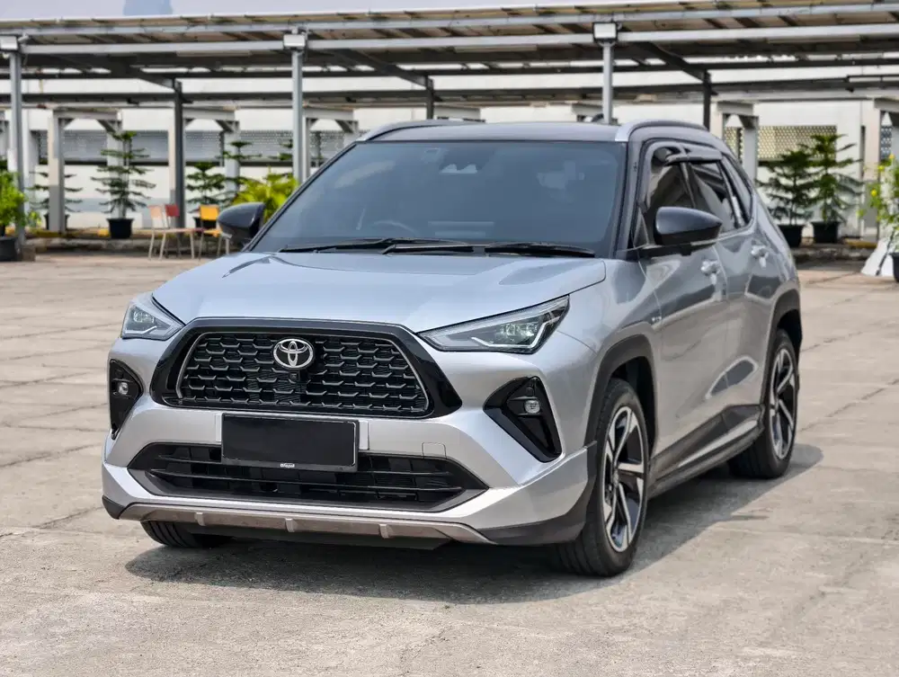 [9RB] TOYOTA YARIS CROSS GR S HEV 2025 TWO TONE SILVER GANJIL HYBRID
