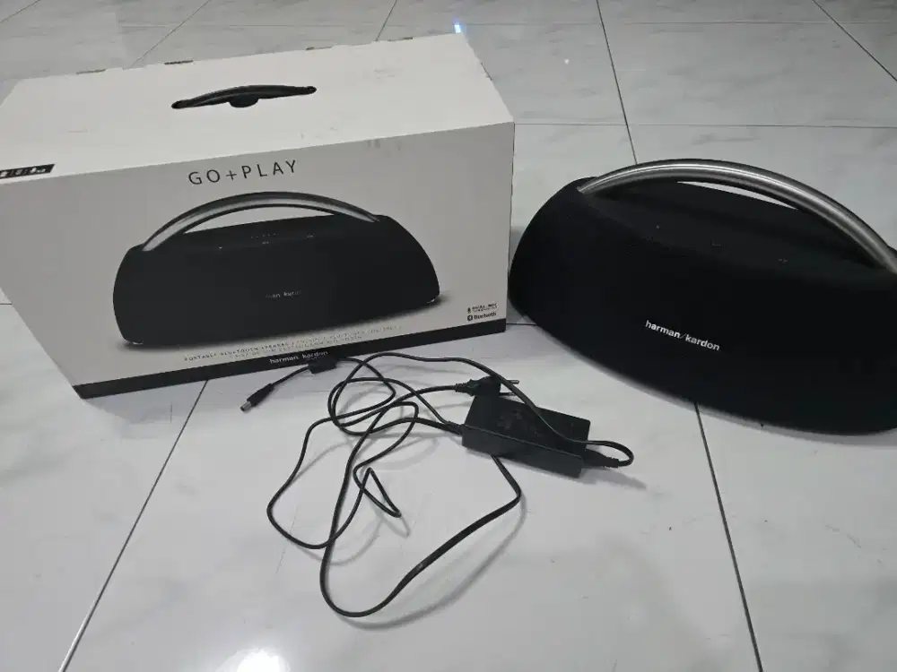Speaker aktif merk Harman Kardon go play 2