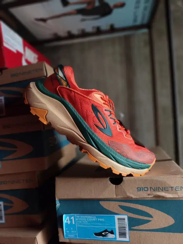 Original Sepatu Running Trail/Hiking 910 Mars Jezero