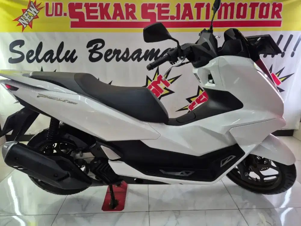 New PcX 160 abs keyless