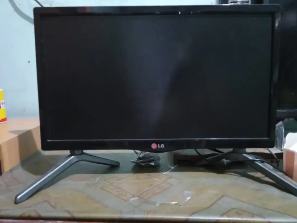 DIJUAL LED TV LG 20 INC + STB