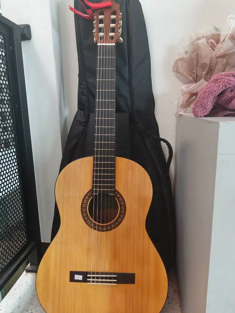 Gitar yamaha c315 original umur 3 hari