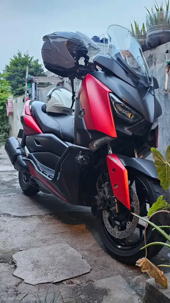 Yamaha XMAX 250