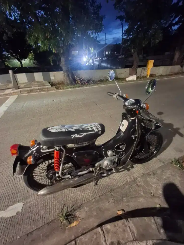 Dijual Motor HONDA C70 Lengkap surat NPKB STNK No minus