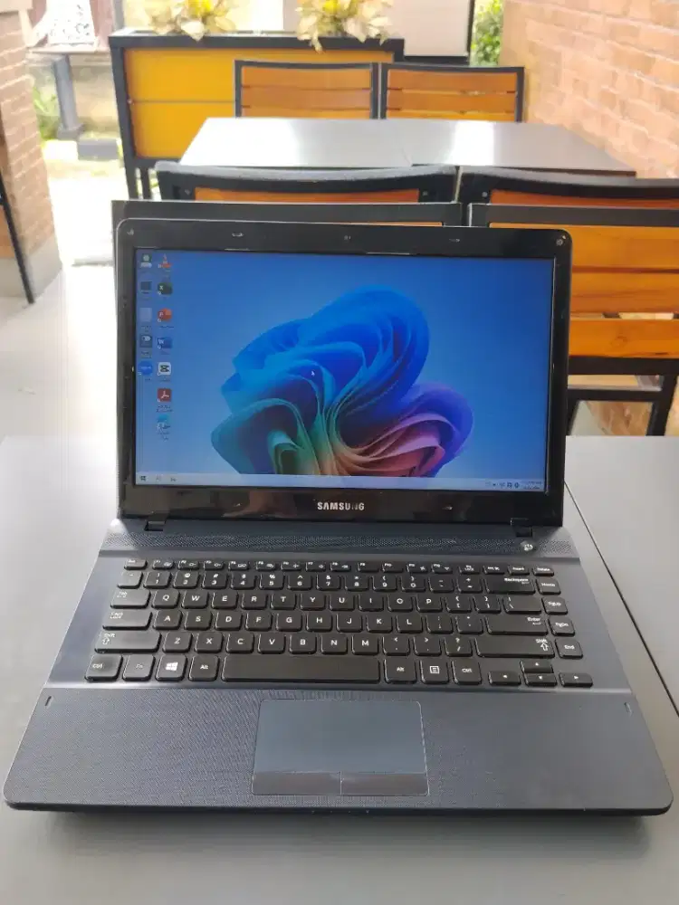 Laptop samsung masih bagus