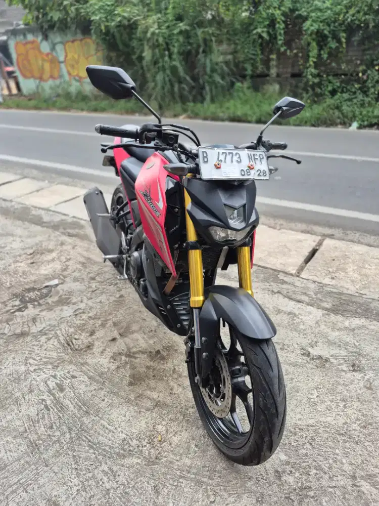 Dijual Yamaha xabre tahun 2018