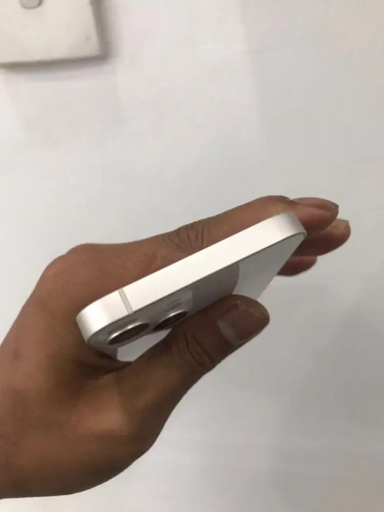 Iphone 13 128 ibox bh 90 garansi on like new