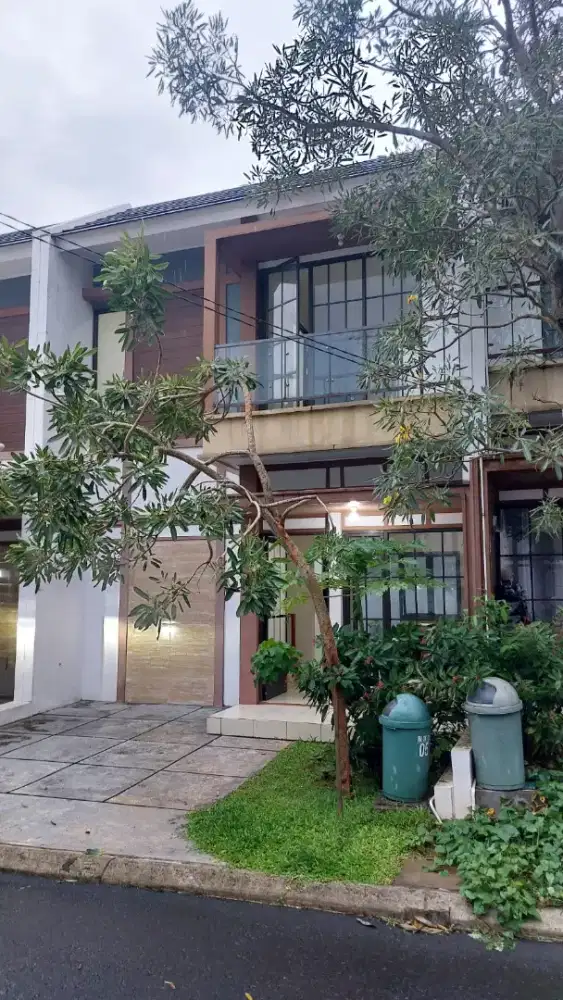 Disewakan/Jual murah rumah di kanapark bsa land