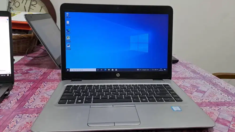 Jual cepat hp elitebook 840 G3 touchscreen mau pulang kampung