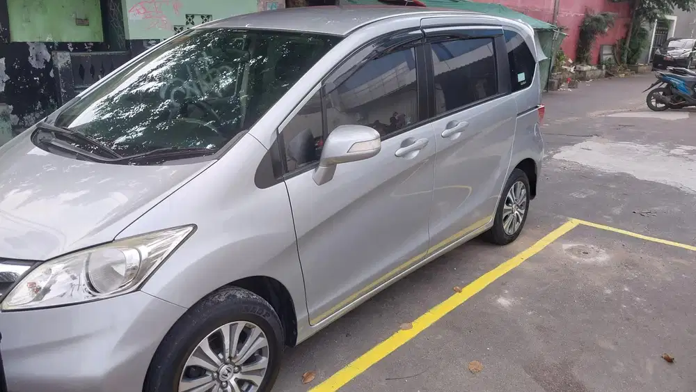 Honda Freed 1.5 e psd Ac doble at  2013 Bensin
