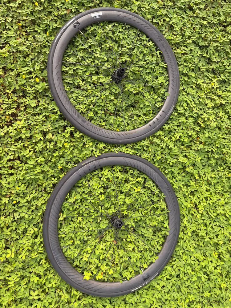 Reynolds AR41X Clincher Tubeless Carbon Disc Wheelset Velg Roadbike se