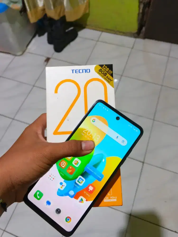Tecno spark 20c