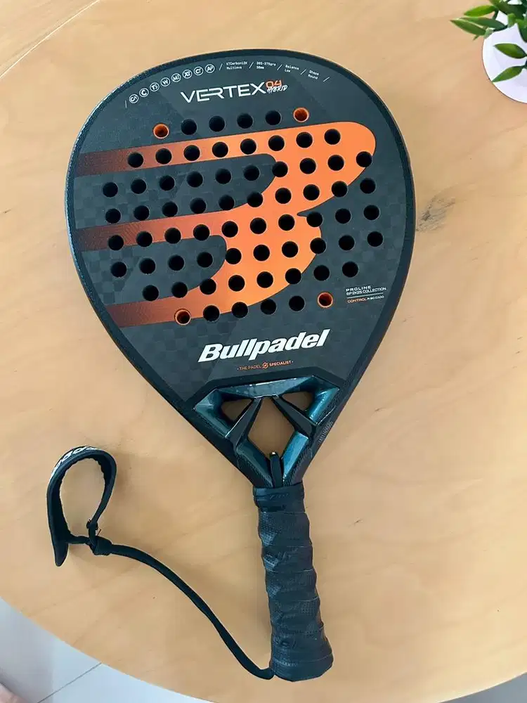 Raket Padel Bullpadel Vertex 04 Hybrid 2025