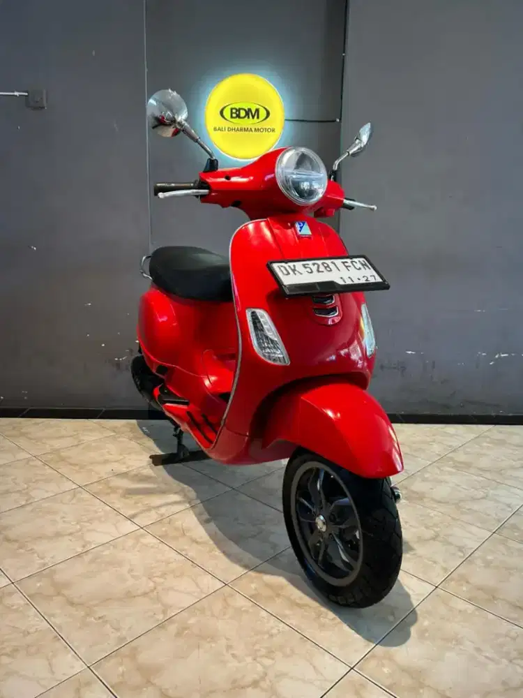 DP 3,5 JT/ BUNGA MENURUN 2% / PIAGGIO VESPA LX 125 TAHUN 2022