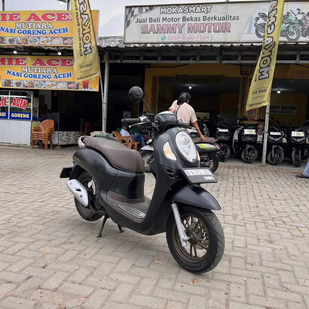 HONDA SCOOPY PRESTIGE 2024