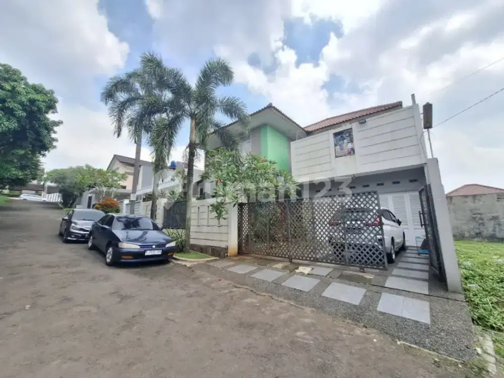 Rumah Nyaman Banget Siap Huni di Cinere - Layout Plong & Bangunan Terawat