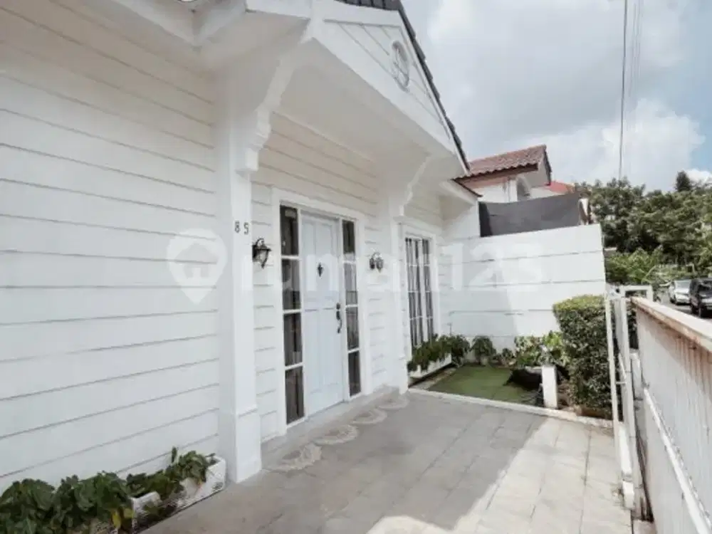 Rumah Modern Classic Full Furnished di Cinere Siap Huni