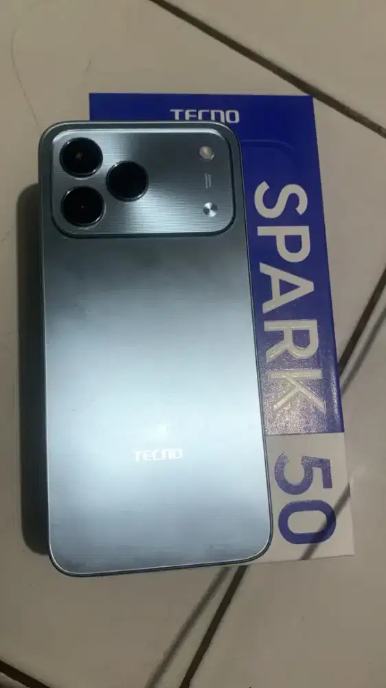 tecno spark 50 ram 4+4/128