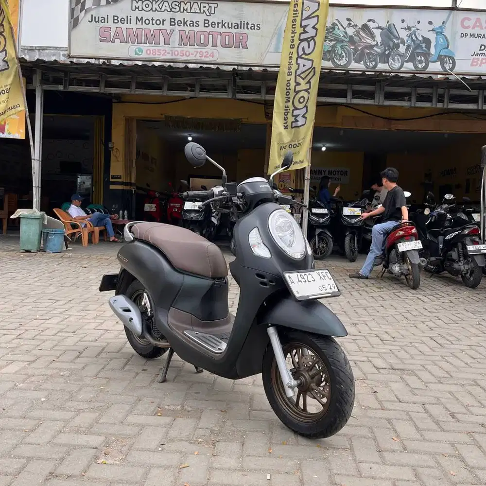 HONDA SCOOPY PRESTIGE 2024