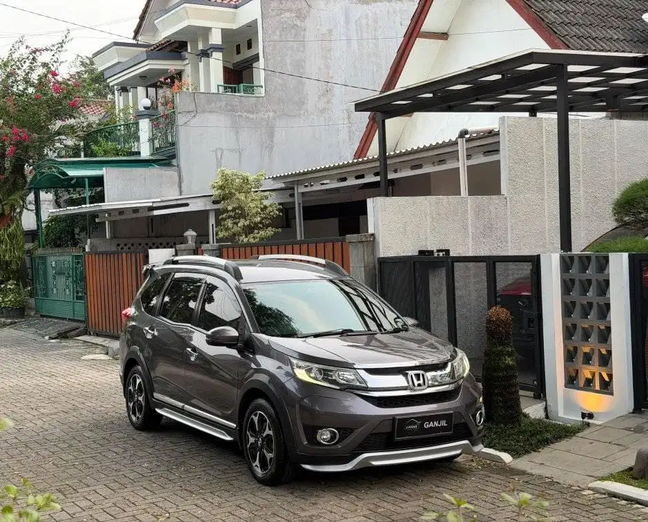 Honda brv 2017 Prestige AT Matic model 2018 non E