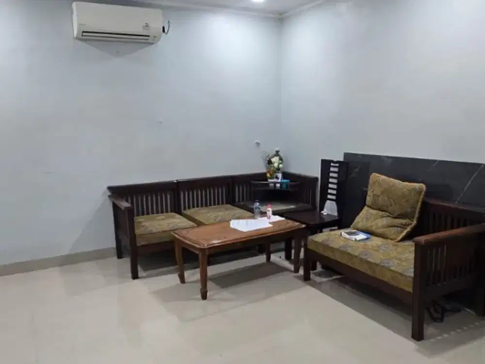 Rumah Siap Huni di Harapan Indah 1 - Bangunan Lumayan Luas