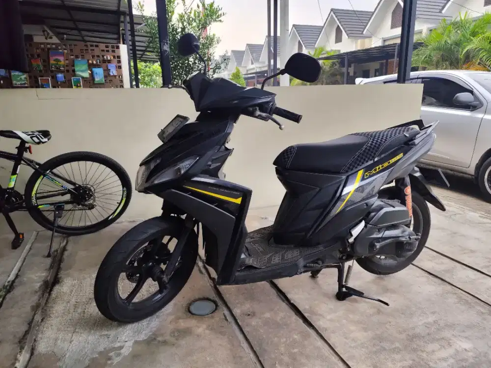 YAMAHA MIO M3 2018 WARNA HITAM METALLIC OKE