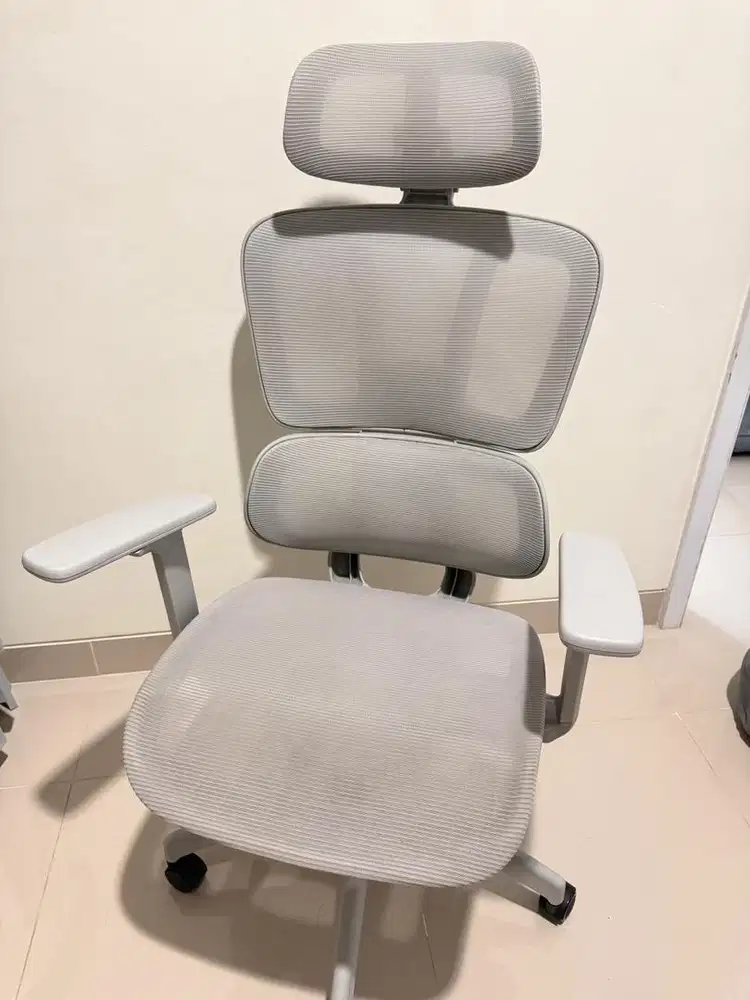 WTS Kursi Gaming Ergonomis Xpanse L996 Abu Pro