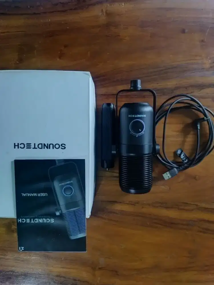 Mic USB Soundtech Condenser + Stand,Jernih buat Podcast/YouTube/Gaming