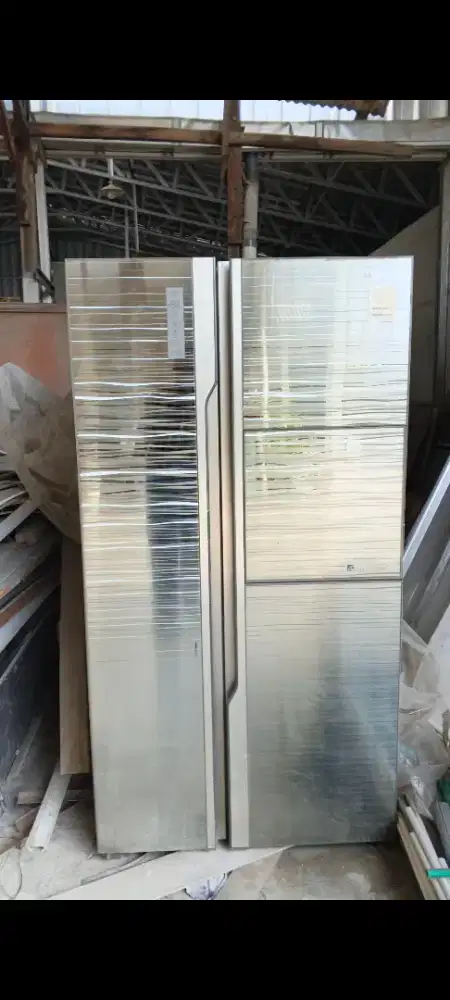 Samsung RS844 Side-by-Side Refrigerator