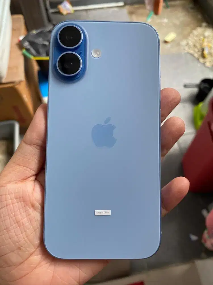 Iphone 17 Mist Blue , 256 Gb , GARANSI TAM. Baru 3 bulan