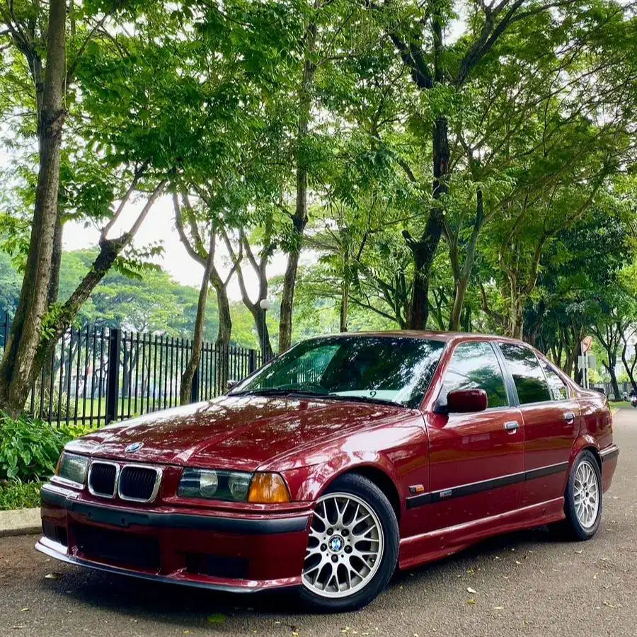 Jual E36 320i M50 1995 Limited Edition matic
