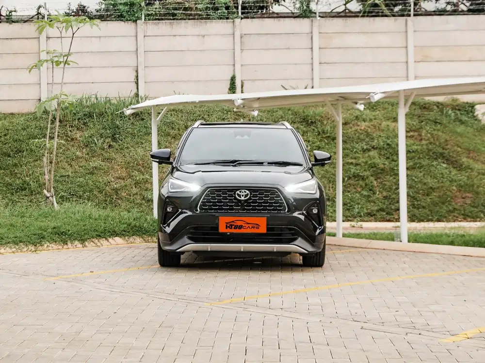 Toyota Yaris Cross Gar TSS Hybrid 2024 Hitam