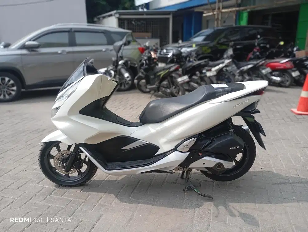 Honda PCX 150 Tahun 2018 surat komplit