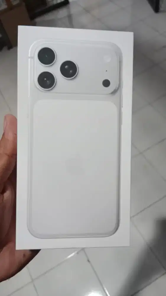 iPhone 17 ProMax 256GB Silver Garansi Resmi iBox