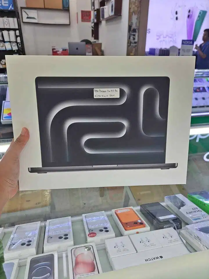 Macbook Pro M3 Pro 14 Inch 18/1TB SSD Space Black New Garansi IBox