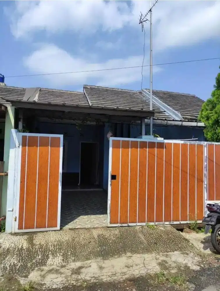 Disewakan Rumah Tahunan