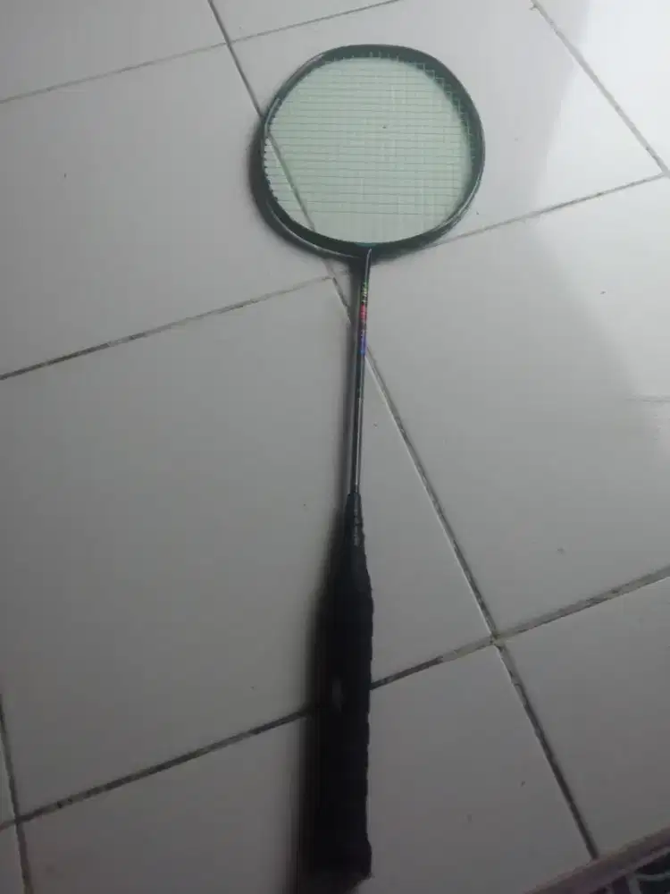 Jual raket bulu tangkis