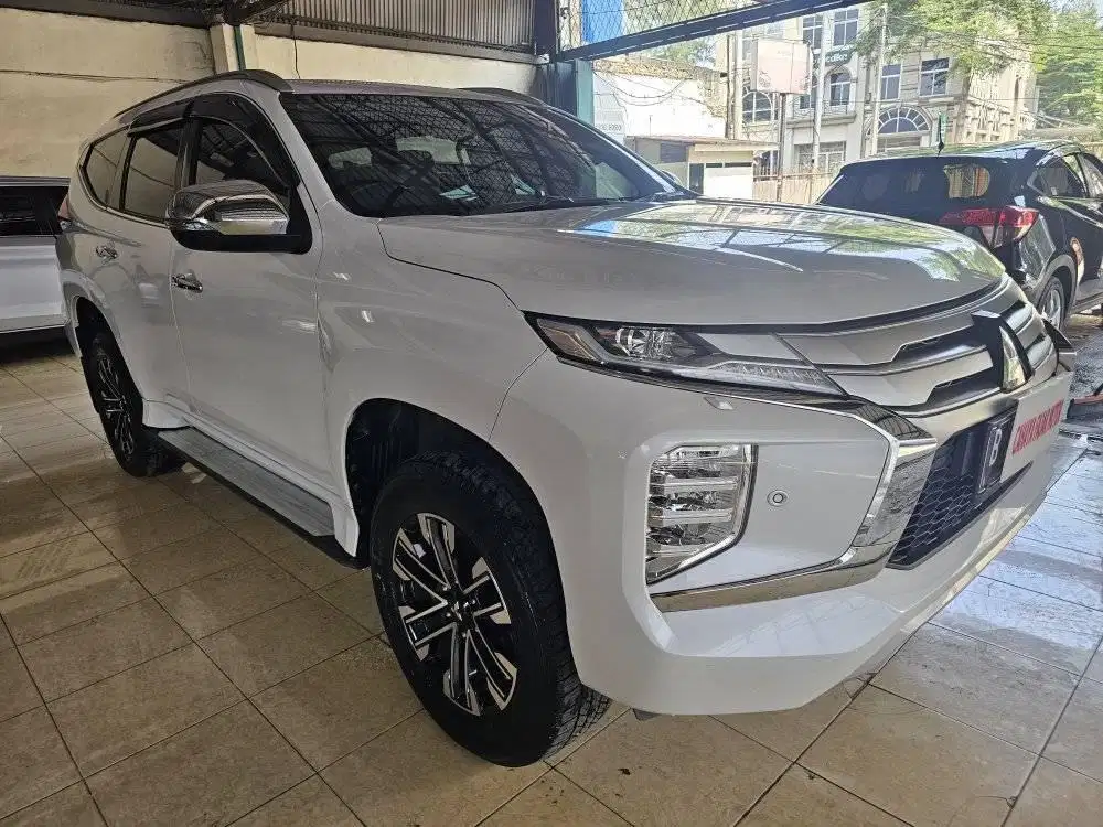 Mitsubishi Pajero Sport New Dakar 4x2 Ultimate 2022 Putih